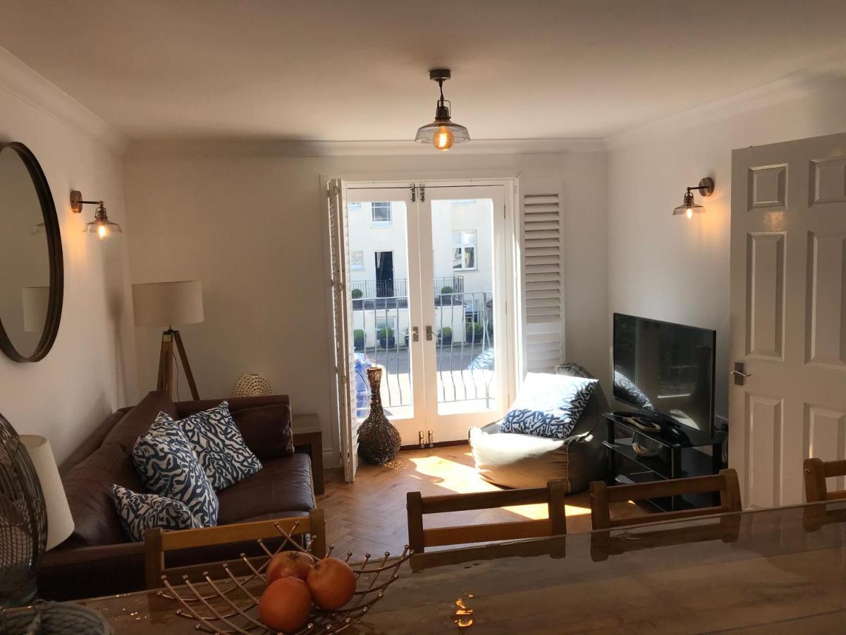 The Beach House Holiday Apartments 伊斯特布恩 外观 照片