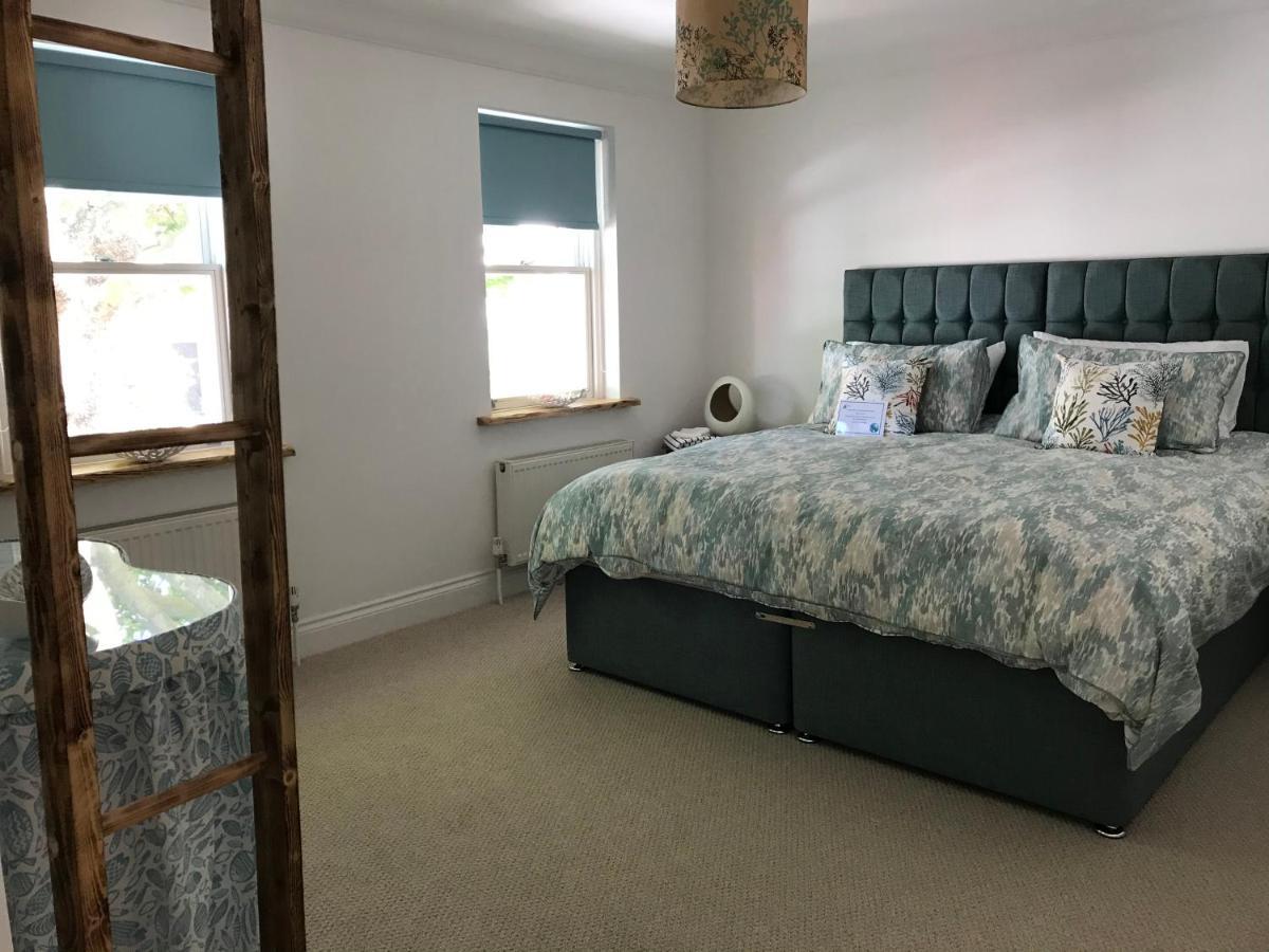 The Beach House Holiday Apartments 伊斯特布恩 外观 照片