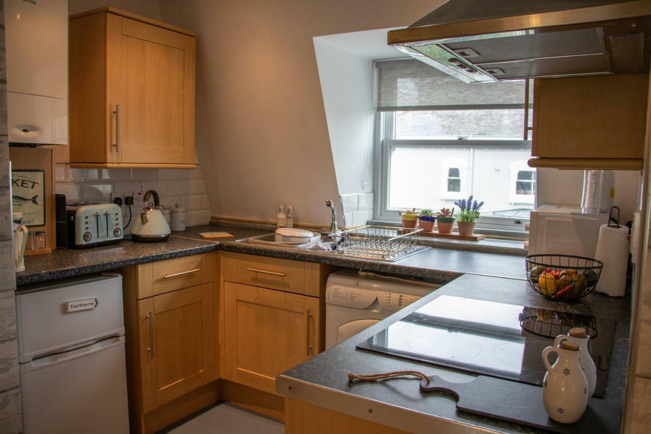 The Beach House Holiday Apartments 伊斯特布恩 外观 照片